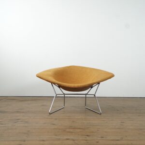 Large diamond chair by Harry Bertoia for Knoll