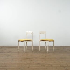 Set of two rare Italian modernist chairs with new velvet seating