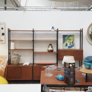 Modular wall unit by Simpla Lux