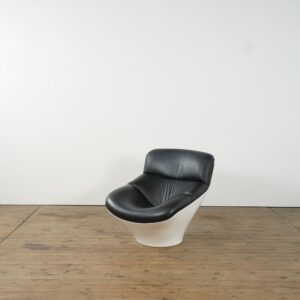 Leather lounge chair by Geoffrey Harcourt for Artifort model 595