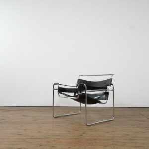 Leather Wassily chair by Marcel Breuer for Gavina